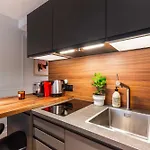 Caire - Center Apartman