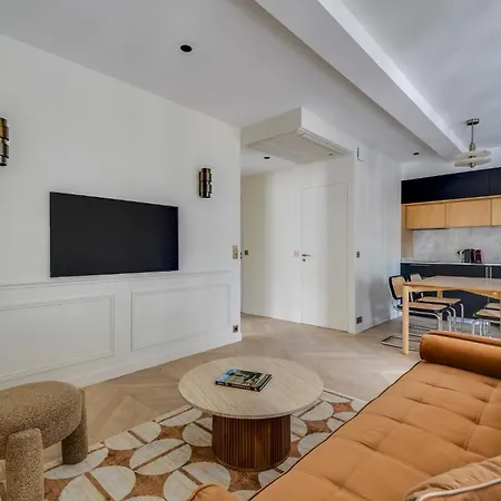 Caire - Center Apartman