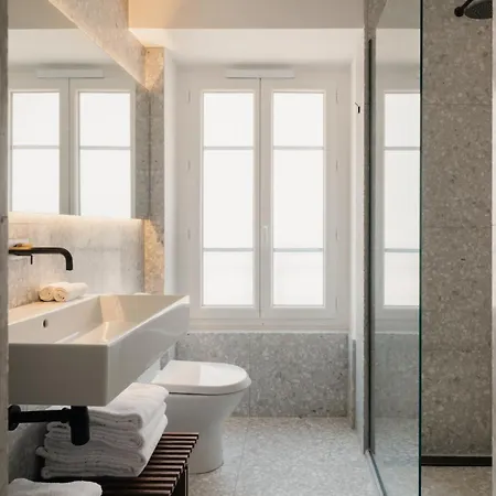 Caire - Center Apartamento