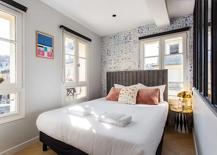 Caire - Center * Paris